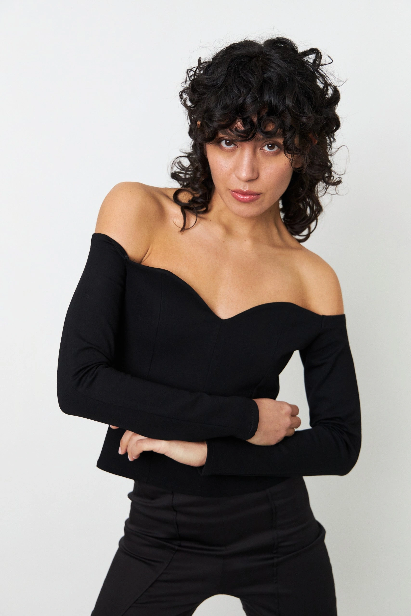 ZETA TOP: Hopeaa ja salaisuuksia, uusi ZETA Top kutsuu seikkailuun.